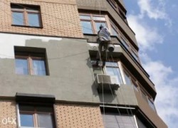 Утеплення та ремонт фасадів будівлі